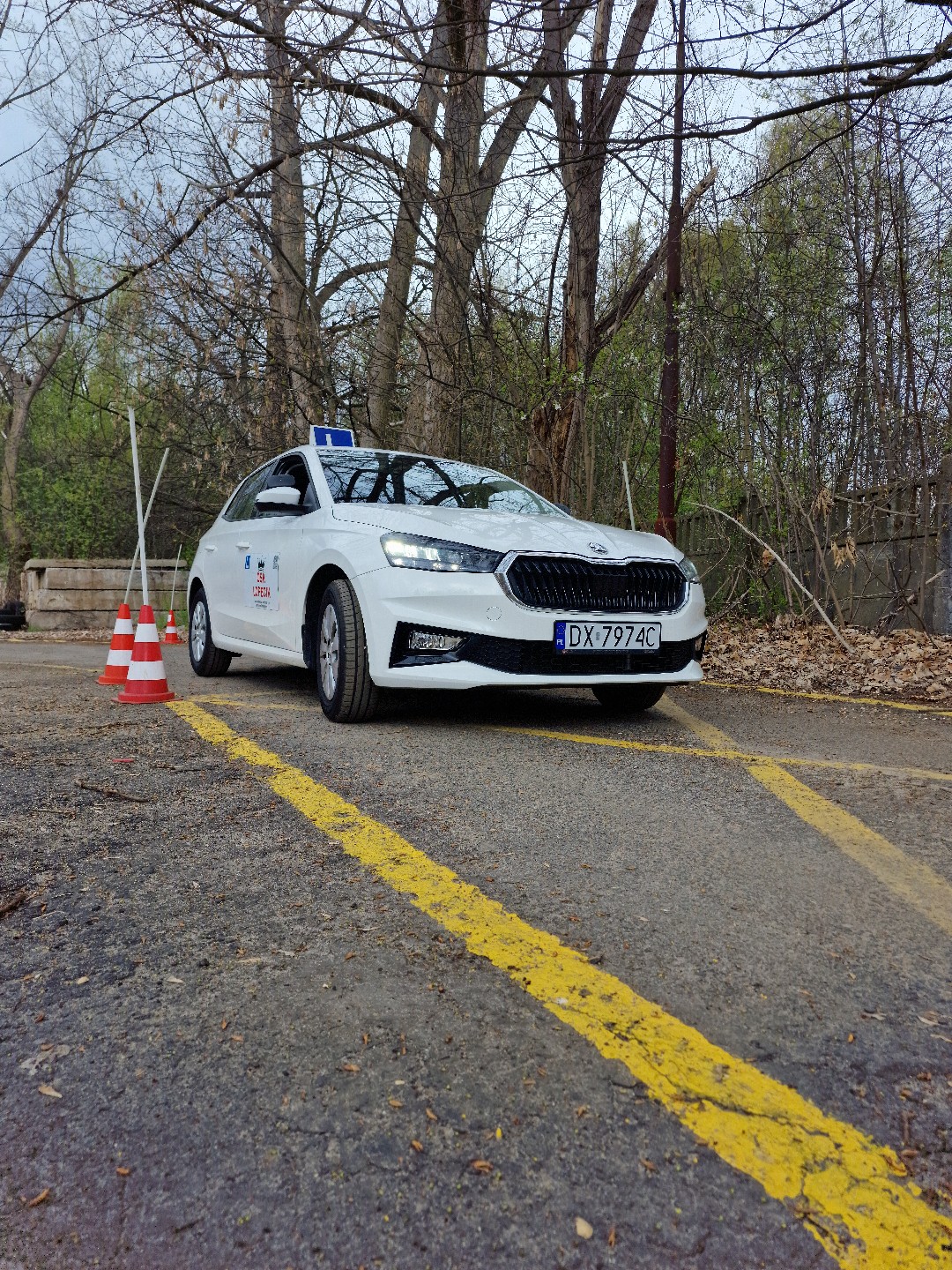 Nauka jazdy na placu manewrowym - OSK Lopecik Katowice